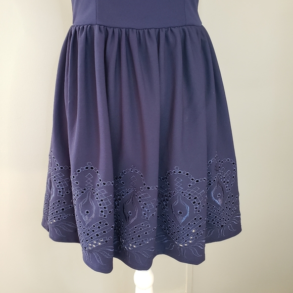 Francesca's mi ami Blue Eyelet Trim Mini Dress - Picture 5 of 11